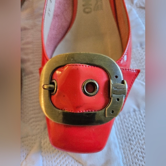 Salvatore Ferragamo Orange Patent Leather Block Heels, Size 6.5 - Picture 5 of 12